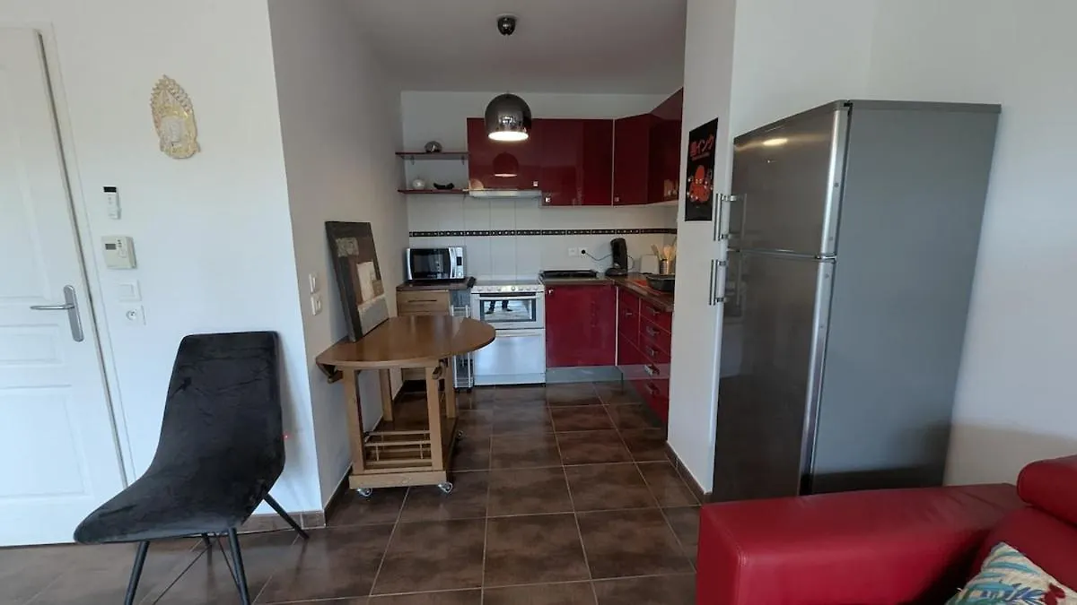 Terrace And Apartment Between Lake And Mountain آنسي 0*,  فرنسا